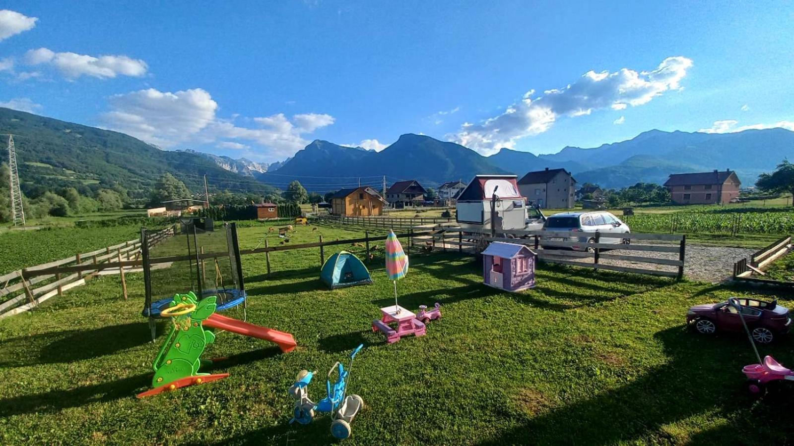 Vila Merak Gusinje Exterior foto