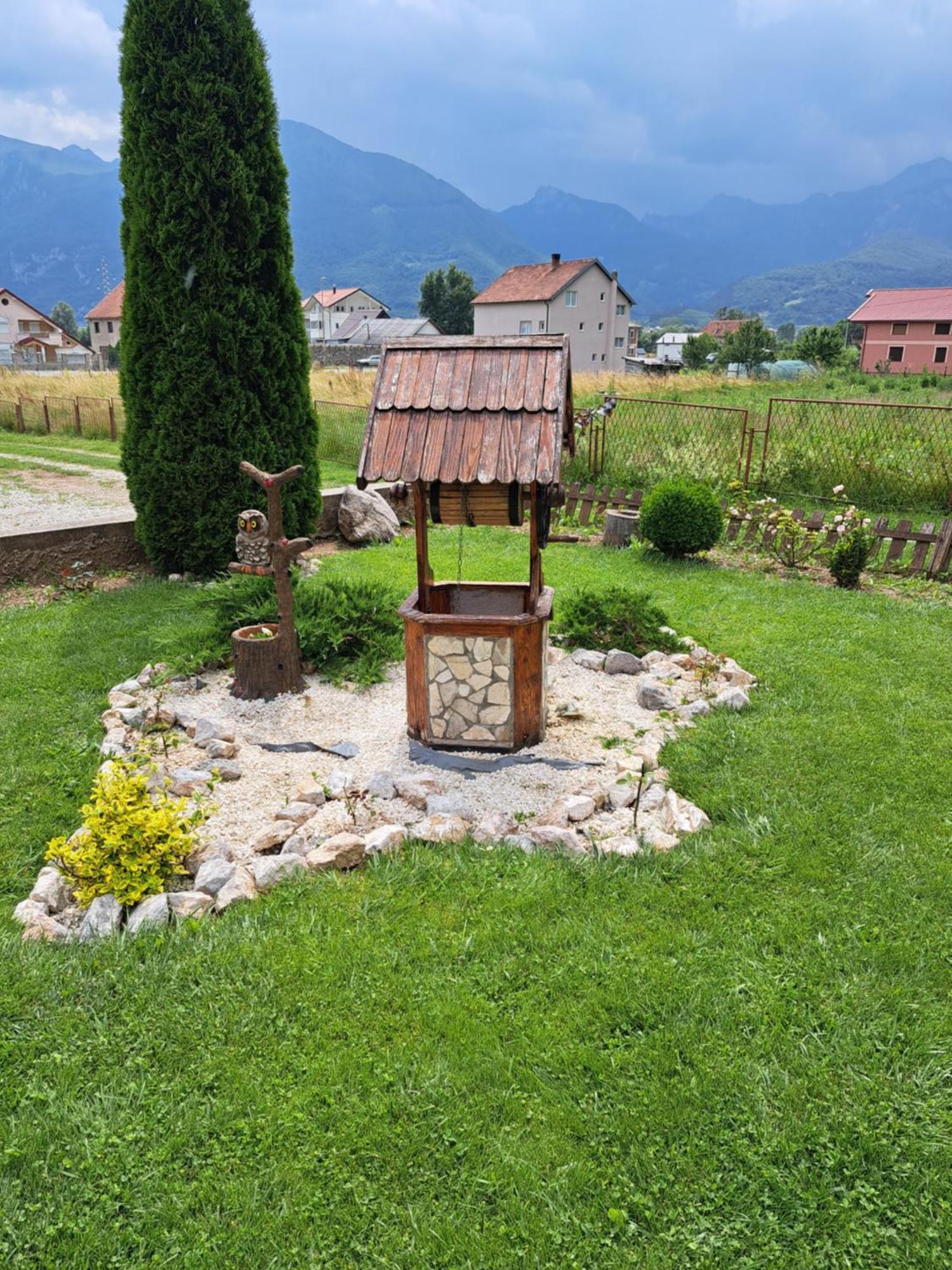Vila Merak Gusinje Exterior foto