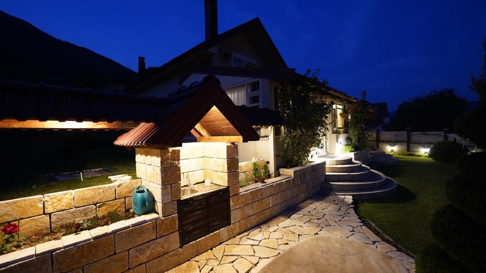 Vila Merak Gusinje Exterior foto